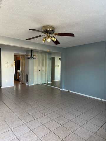 1322 Vanasse Court, Hampton, VA 23666