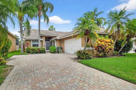 5230 Grande Palm Circle, Delray Beach, FL 33484
