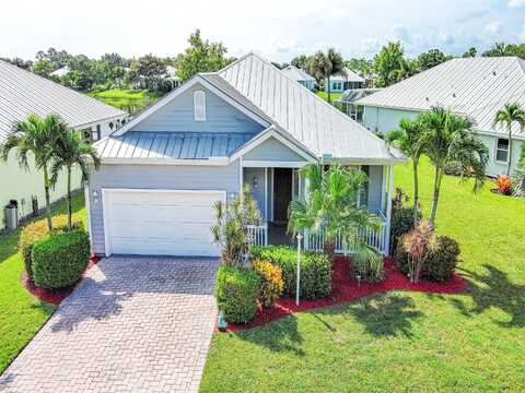 615 NE Canoe Park Circle, Port Saint Lucie, FL 34983