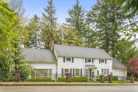 2271 SW MONTGOMERY DR, Portland, OR 97201