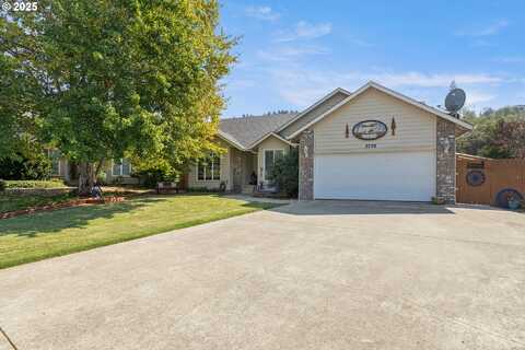 2730 GOLFVIEW AVE, Sutherlin, OR 97479