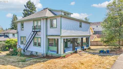 8410 SE 21ST AVE, Portland, OR 97202
