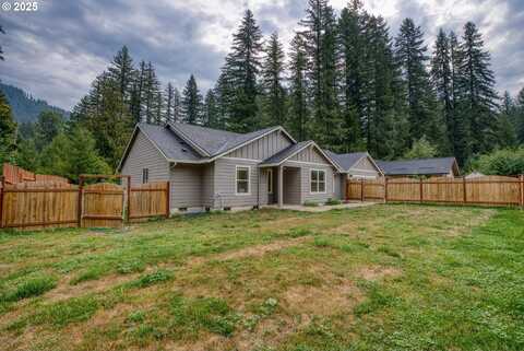 202 EDGEWATER DR, Carson, WA 98610