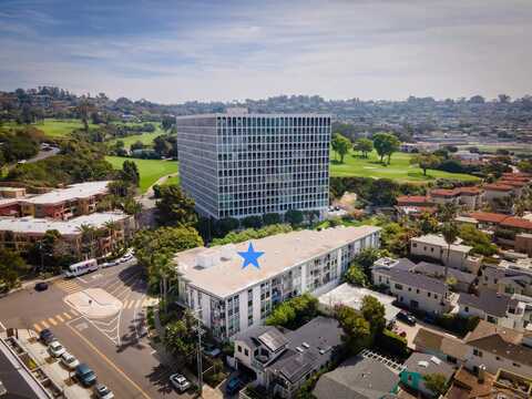935 Genter unit: 207, La Jolla, CA 92037