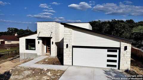 565 Airline, Canyon Lake, TX 78133