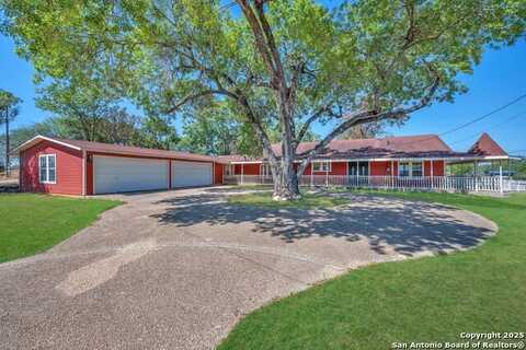 3525 Fm 1346, La Vernia, TX 78121