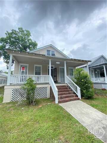 7728 Central Avenue, Savannah, GA 31406