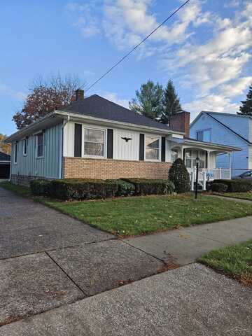 1544 Maine, Saginaw, MI 48602