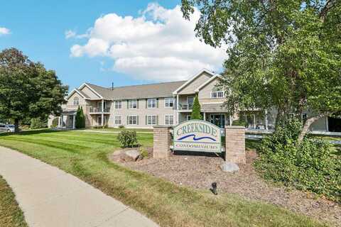 201 Kearney Way, Waunakee, WI 53597