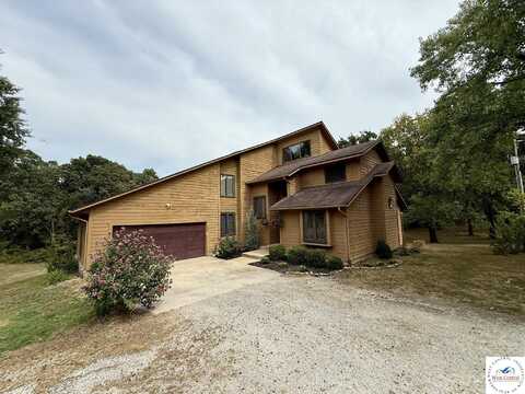 206 NW 131, Clinton, MO 64735
