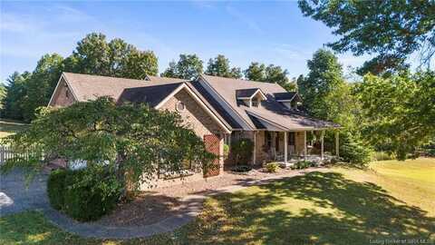 1690 W Leota Road, Scottsburg, IN 47170