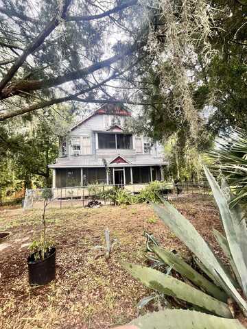 116 E Main St, Pomona Park, FL 32181