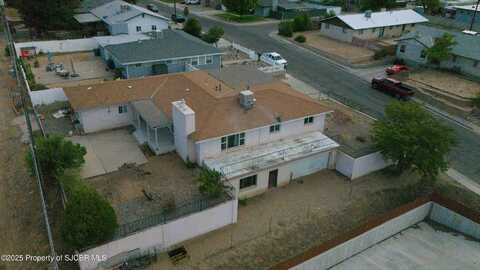 1702 N CARLTON Avenue, Farmington, NM 87401
