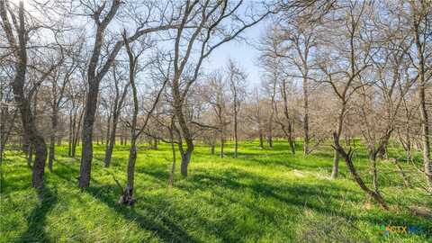 2396-e County Road 112, Buckholts, TX 76518
