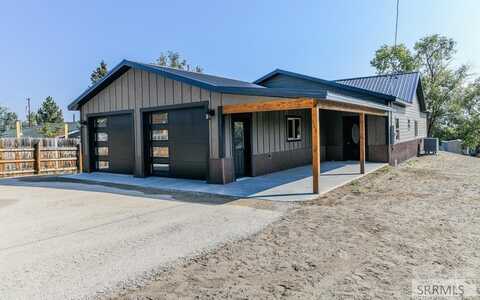 111 S 10th Street, Salmon, ID 83467