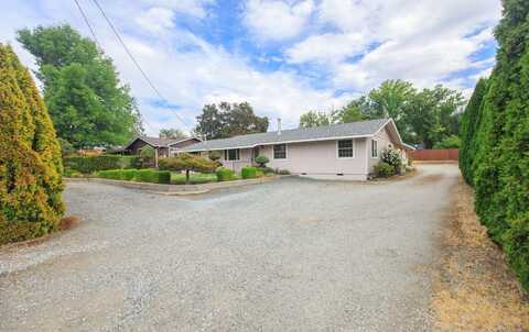 433 Highland Drive, Medford, OR 97504