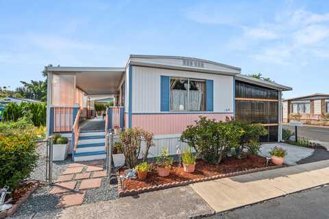 301 Freeman Road, Central Point, OR 97502
