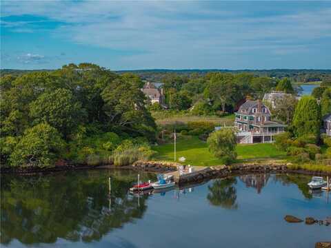 4 Arraquat Road, Westerly, RI 02891