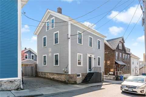 23 Holland Street, Newport, RI 02840