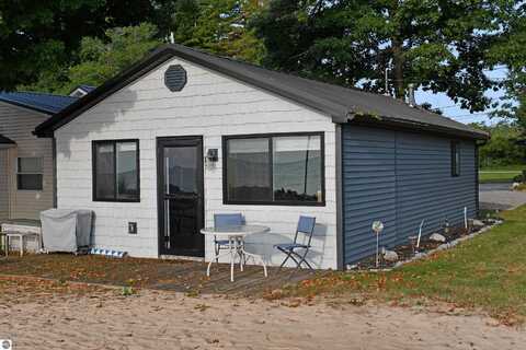 111 Baldwin Resort Road, East Tawas, MI 48730