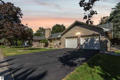 520 Yale Avenue, Alma, MI 48801