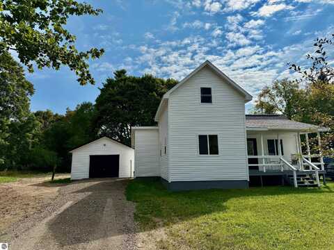 112 N White Street, Marion, MI 49665