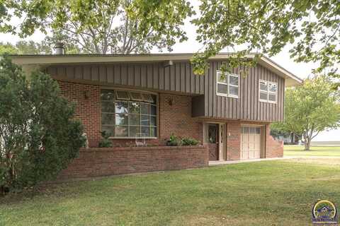 305 Maple ST, Wellsville, KS 66092