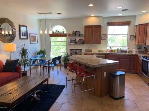 2443 E Autumn Flower Drive, Tucson, AZ 85718