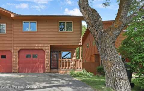 512 S MILLWARD Street, Jackson, WY 83001