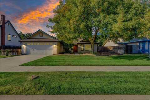 864 Elderwood Lane, Lemoore, CA 93245