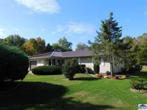 10200 S McCord Lane, Rosedale, IN 47874