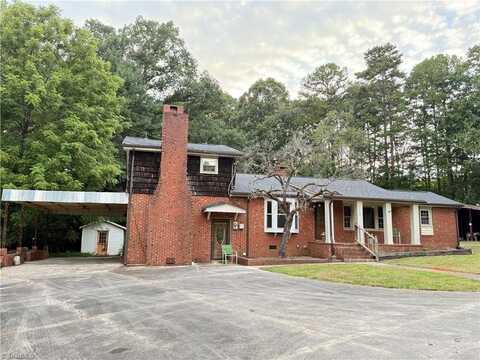 1108 Pine Hill Road, Asheboro, NC 27205