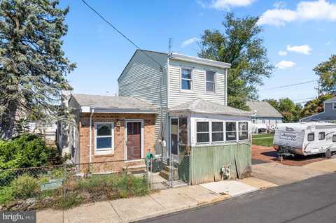 606 GREEN STREET, BRISTOL, PA 19007