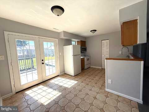37 HIGHLAND AVENUE, SICKLERVILLE, NJ 08081