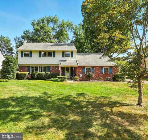 236 OAK HILL DRIVE, HATBORO, PA 19040