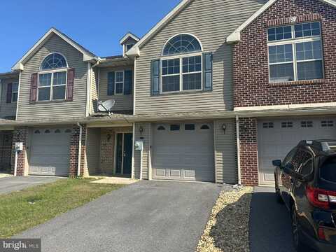 250 MERIWEATHER DRIVE, CHAMBERSBURG, PA 17201