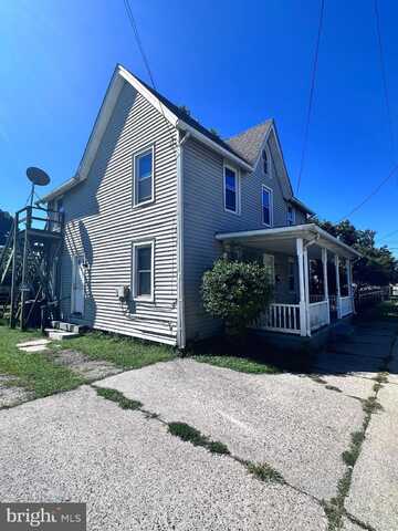 420 W DIVISION STREET, DOVER, DE 19904