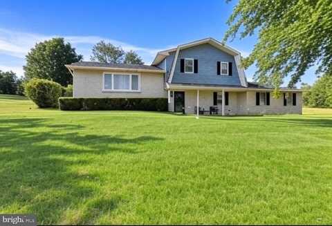 660 ONYX CAVE ROAD, HAMBURG, PA 19526