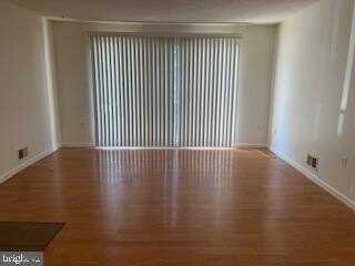 20 HOLLY CT, HAMILTON, NJ 08619