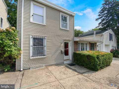 323 E BASIN STREET, NORRISTOWN, PA 19401