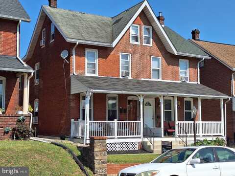 381 CHARLES STREET, COATESVILLE, PA 19320