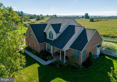 3576 FOX HILL DRIVE, CHAMBERSBURG, PA 17202