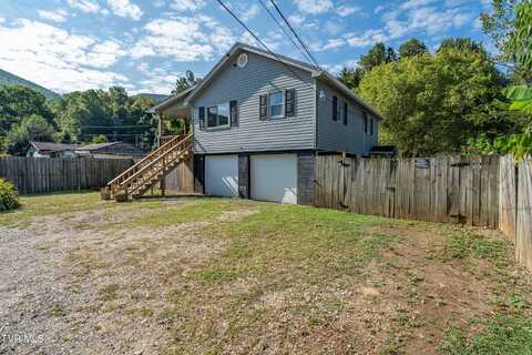124 Smalling Street, Hampton, TN 37658