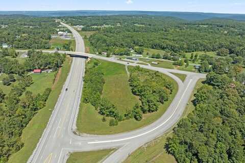 876 College St, Spencer, TN 38585