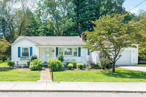 121 Sims St, SPARTA, TN 38583