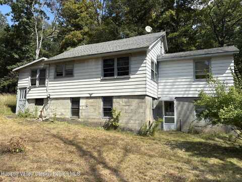 42 E Pond Lilly Road, Ancram, NY 12502