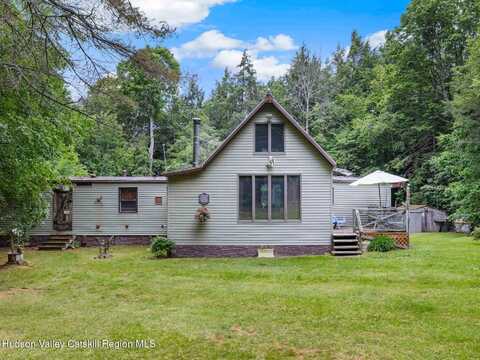 325 Brand Road, Conesville, NY 12076