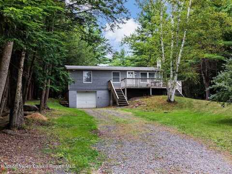 61 Hemlock Road, Jewett, NY 12444