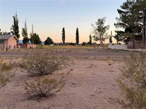 7709 E Monte Tesoro Drive, Kingman, AZ 86401