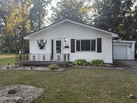 1325 Helen Avenue, Lima, OH 45801
